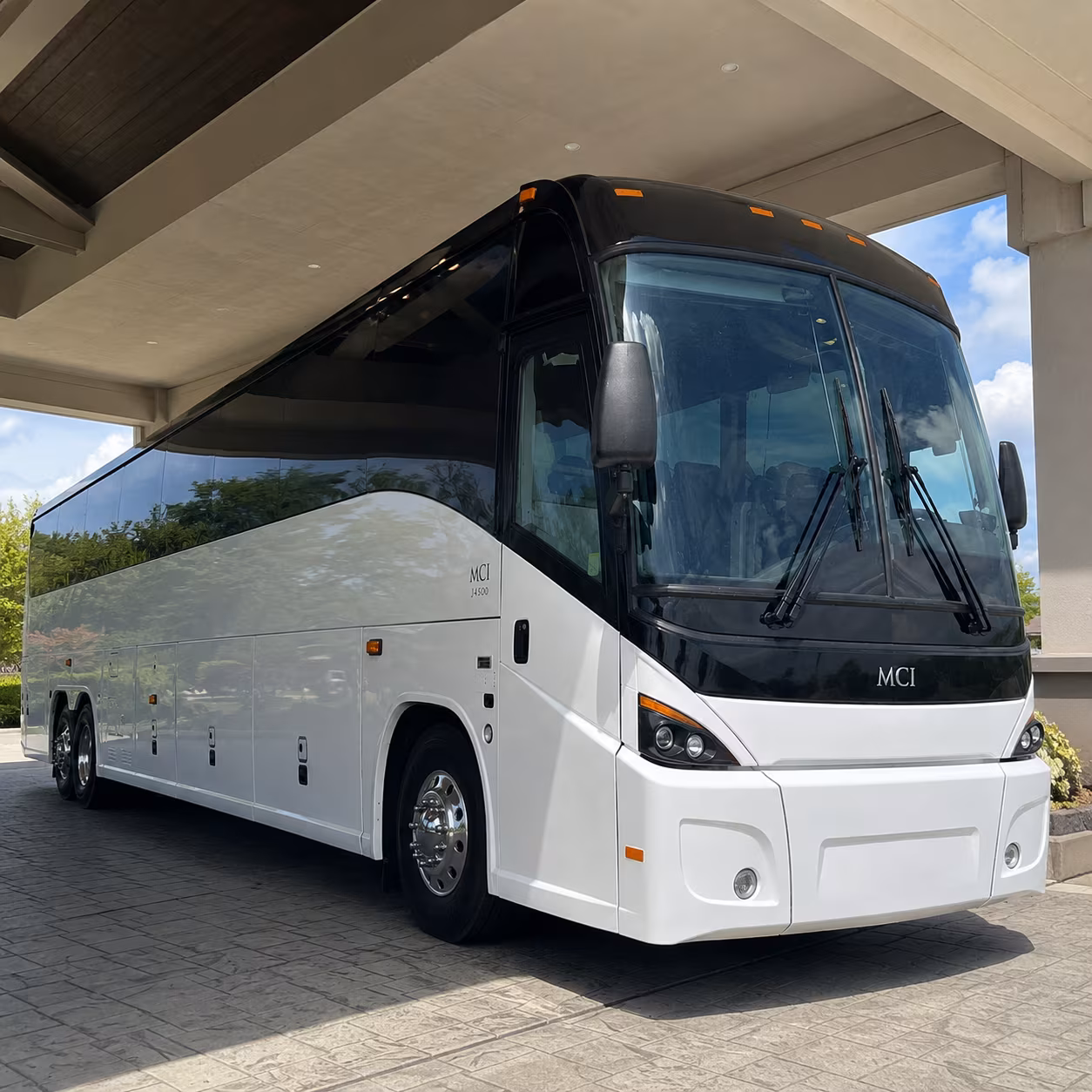 bus rental options for kingsport trips