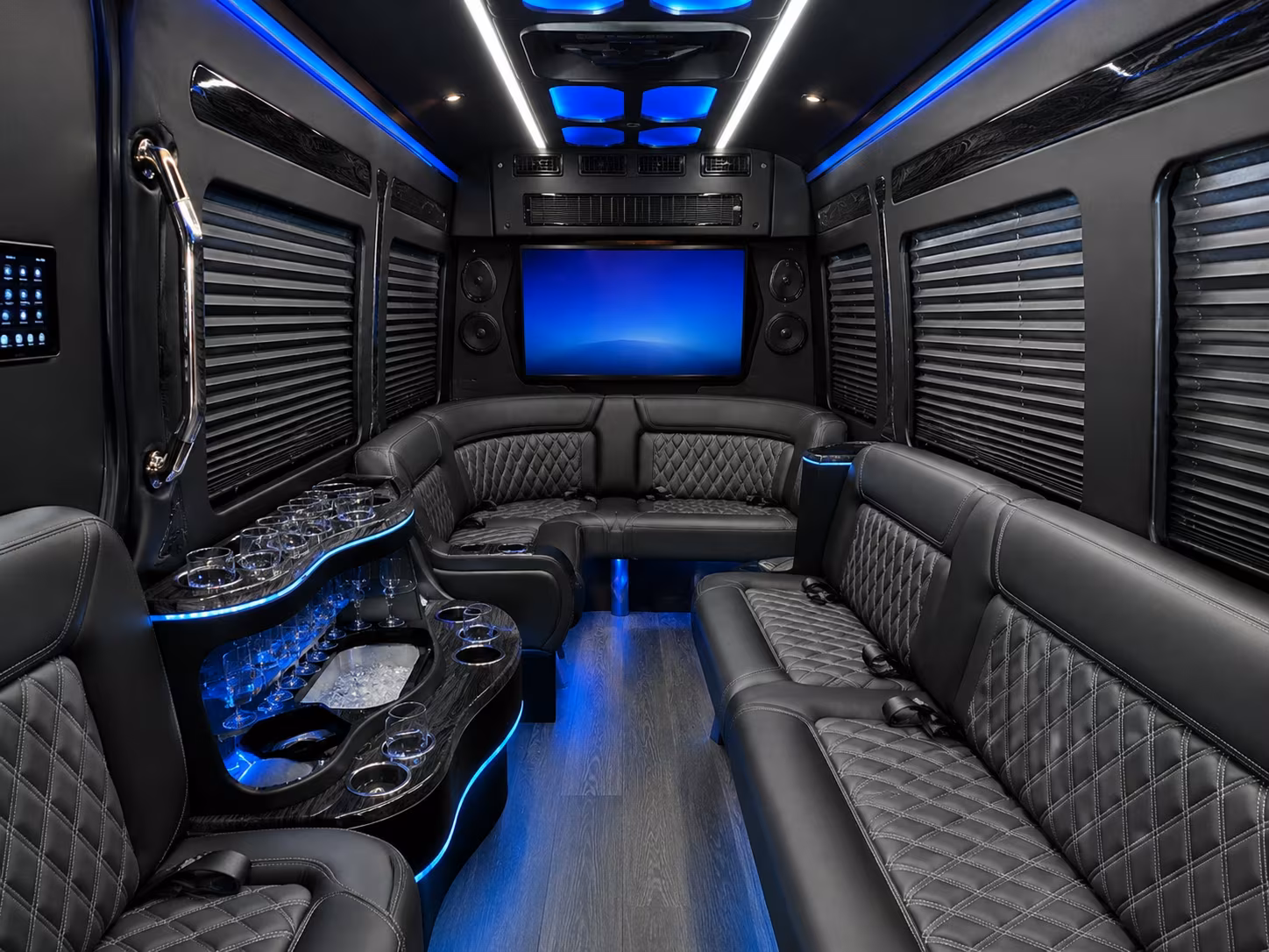 dollywood concerts and summer shows are better with a group bus