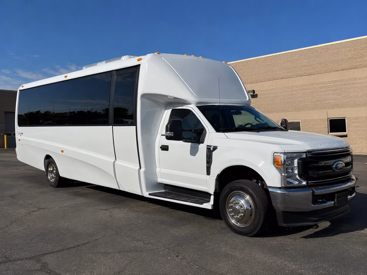 johnson city concert shuttle bus rentals in johnson city
