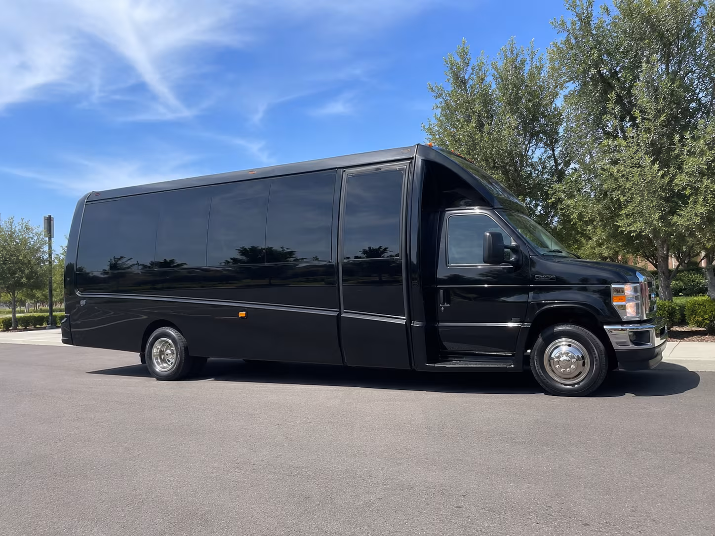 kingsportcharterbuscompany com is the easiest way to compare prom buses in kingsport tennessee