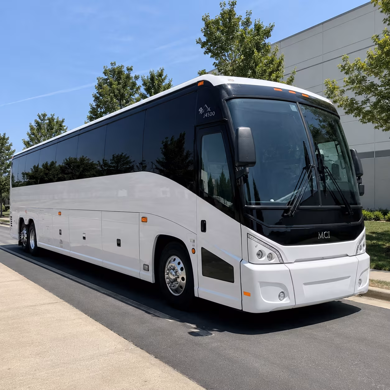 knoxville rent a shuttle bus for your knoxville employees