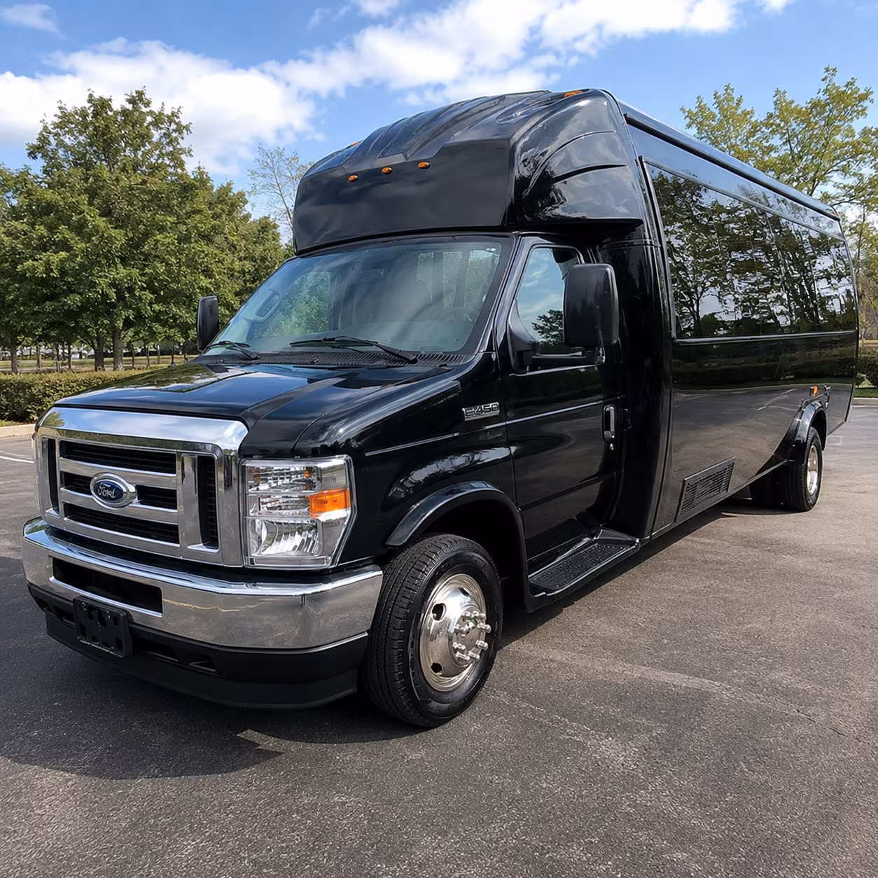 lexington concert bus rentals for groups and fans