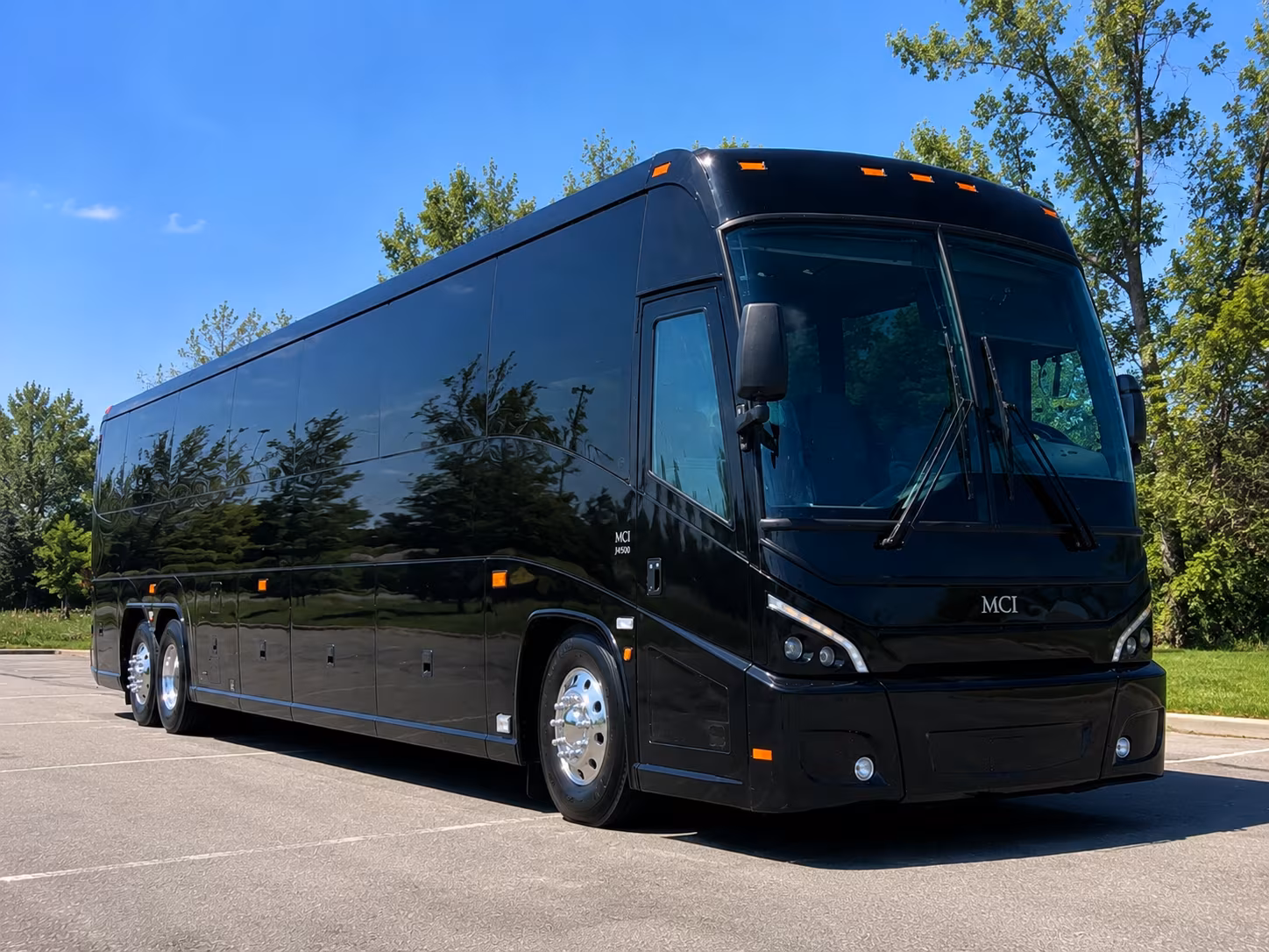 lexington school sports team and fan group charter bus rentals in lexington