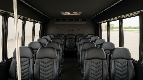 kingsport 30 passenger minibus rental